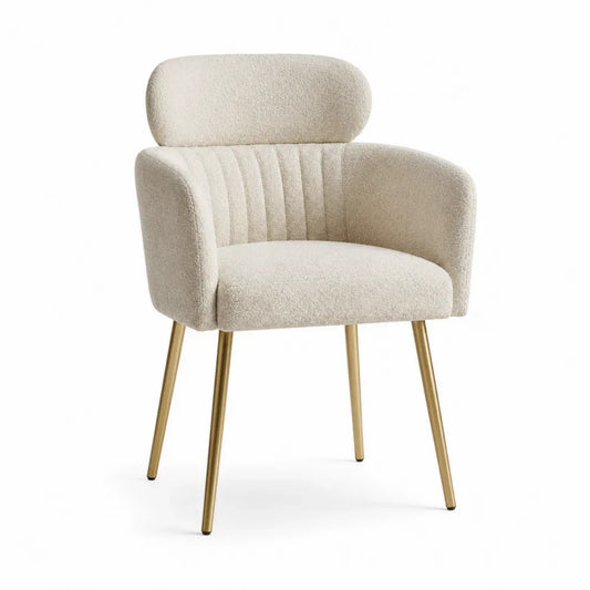 Silla de comedor tapizada en bouclé beige con brazos respaldo alto patas de acero dorado 55 x 60 x 85 cm